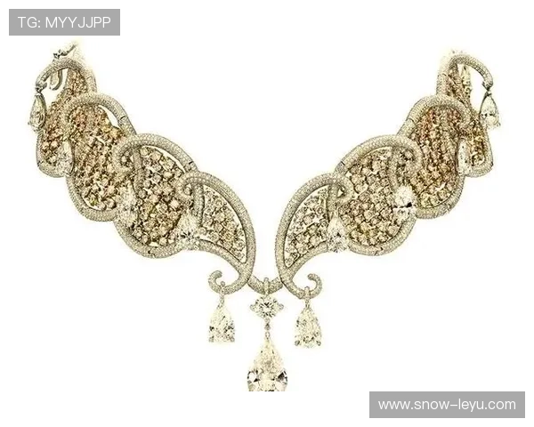 足球明星闪耀珠宝世界奢华设计与运动魅力的完美结合 足球明星闪耀珠宝世界奢华设计与运动魅力的完美结合